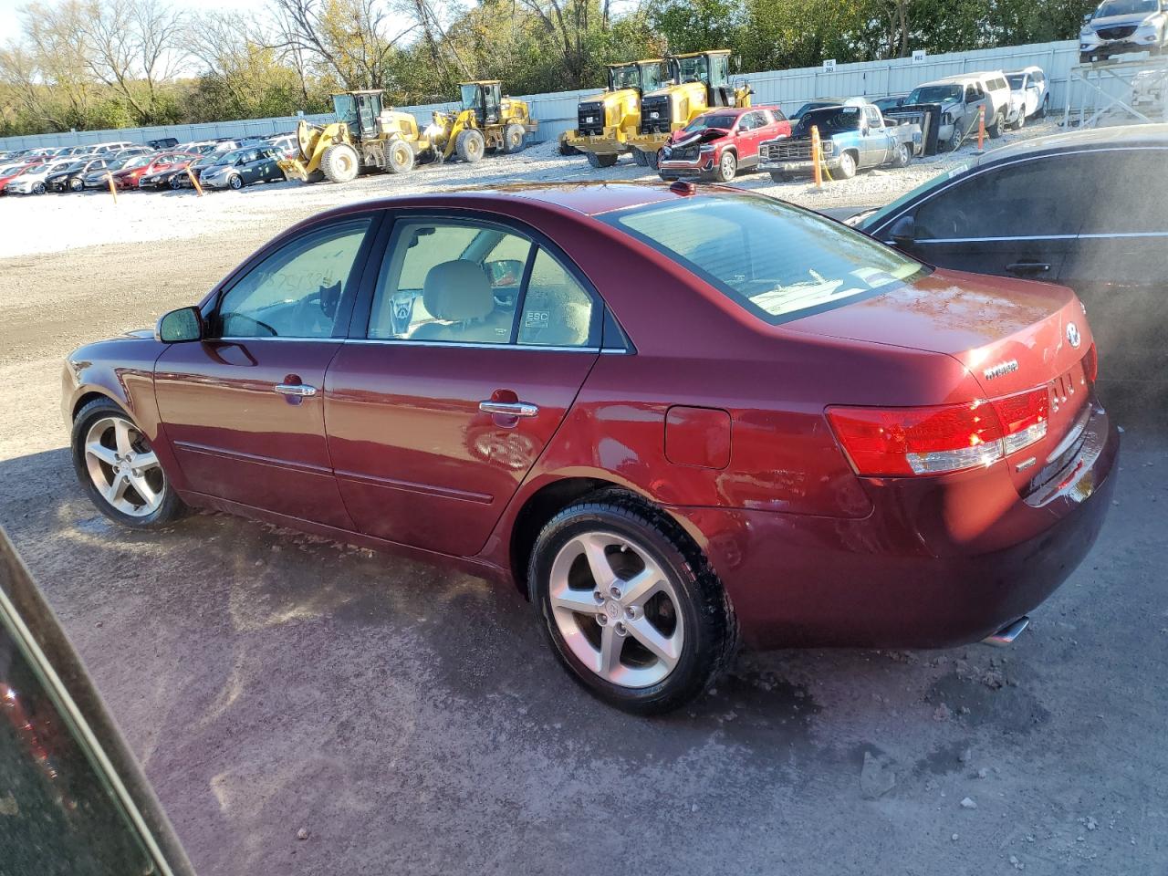 2007 Hyundai Sonata - Image 2