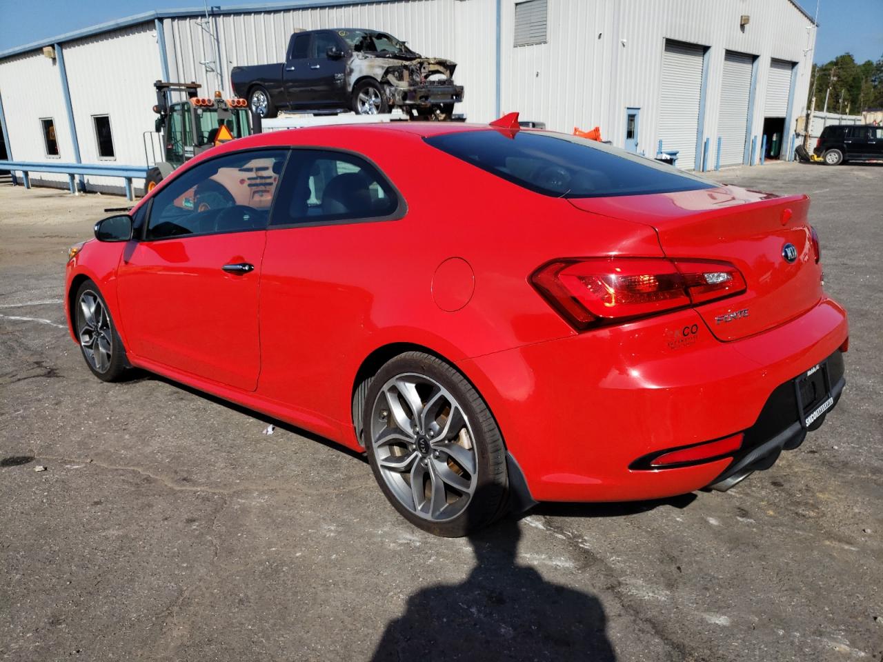 2016 Kia Forte - Image 2