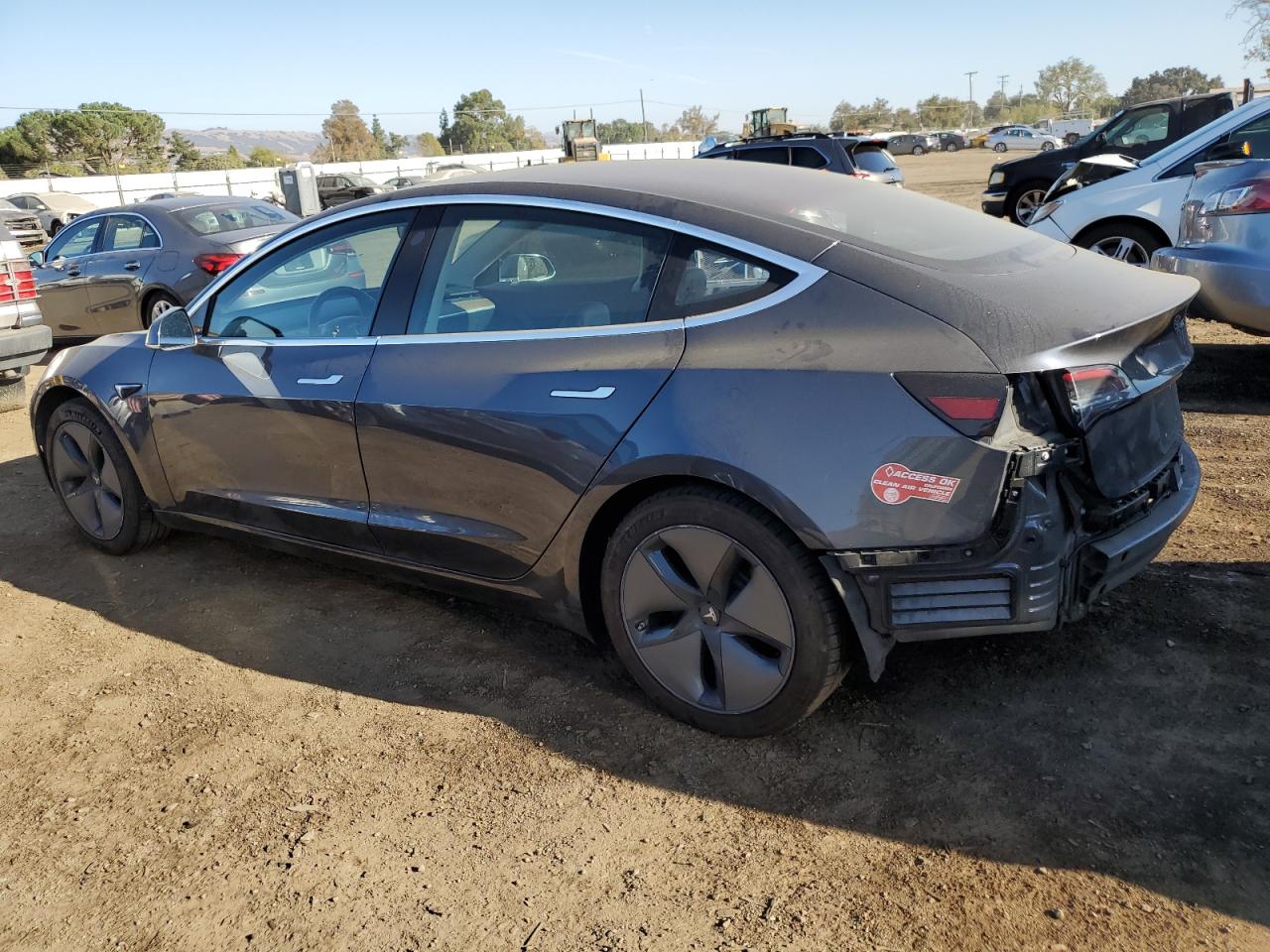 5YJ3E1EA0JF038658 2018 TESLA MODEL 3 - Image 2