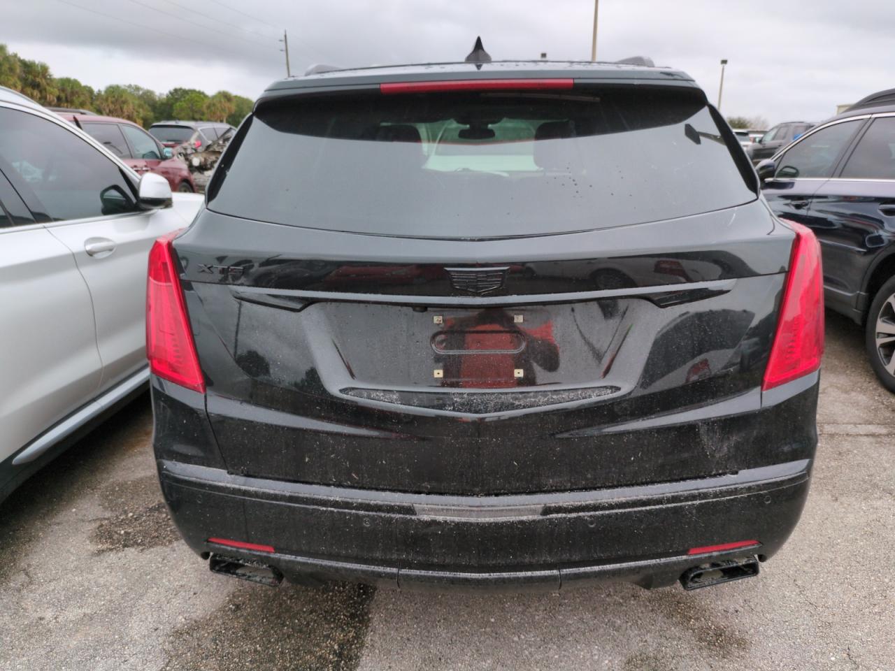 1GYKNCRS8KZ267024 2019 Cadillac Xt5 Luxury