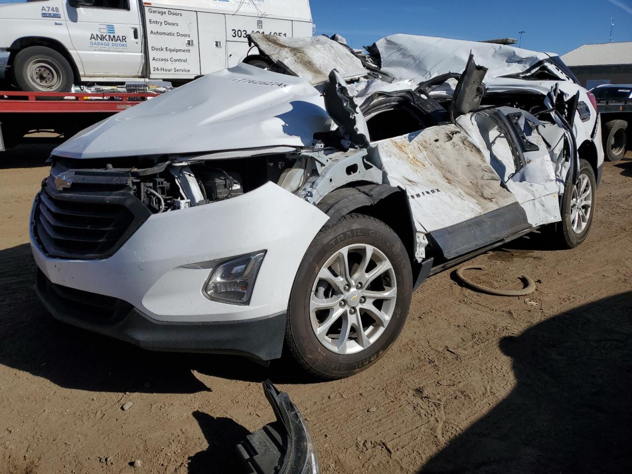 2020 Chevrolet Equinox - Image 1