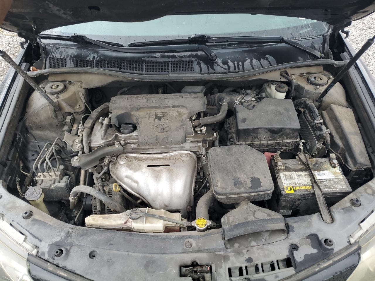 2014 Toyota Camry - Image 11