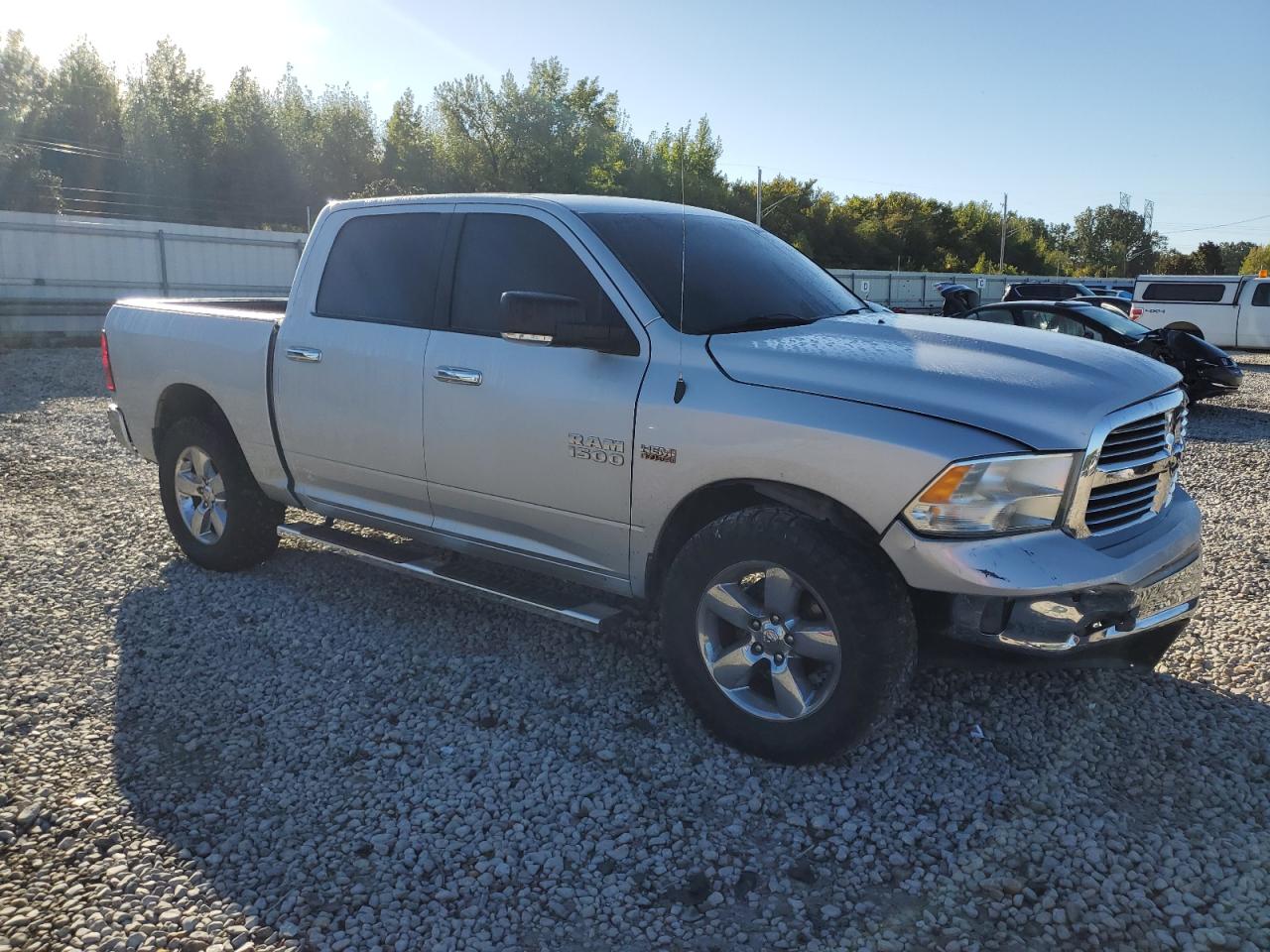 2015 RAM 1500 - Image 4