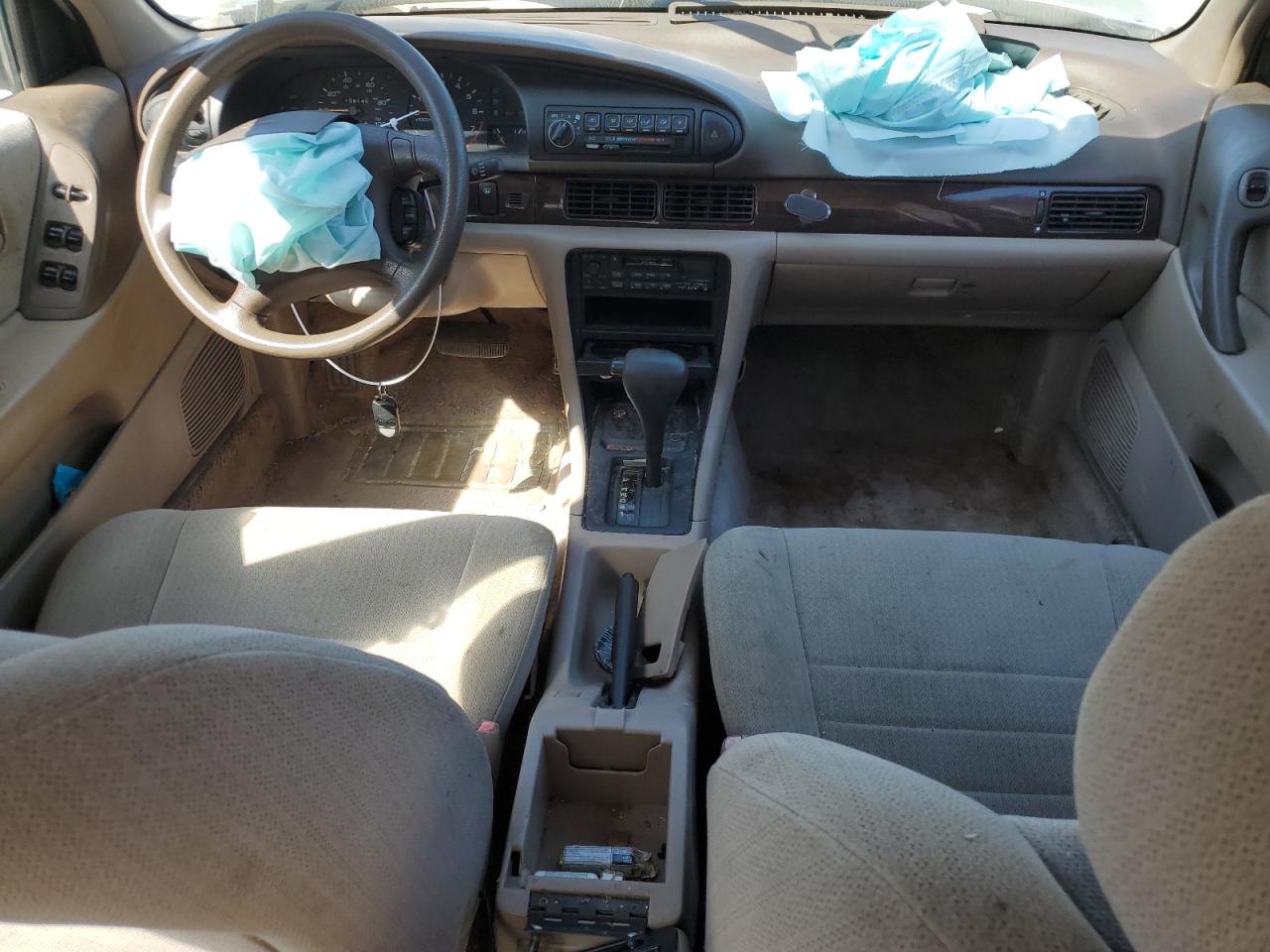 1997 Nissan Altima - Image 8