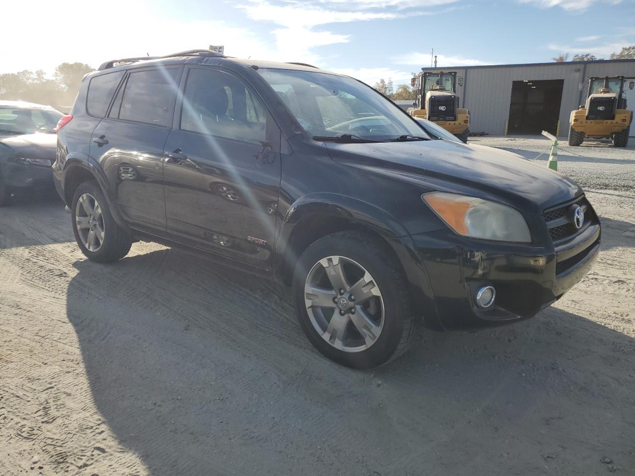 2012 Toyota RAV 4 - Image 4