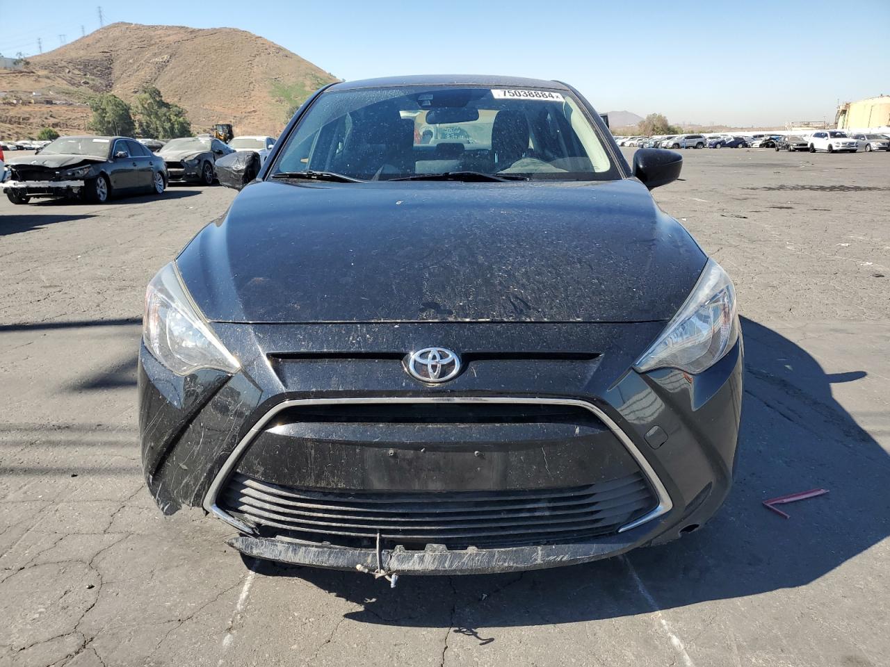 2018 Toyota Yaris - Image 5