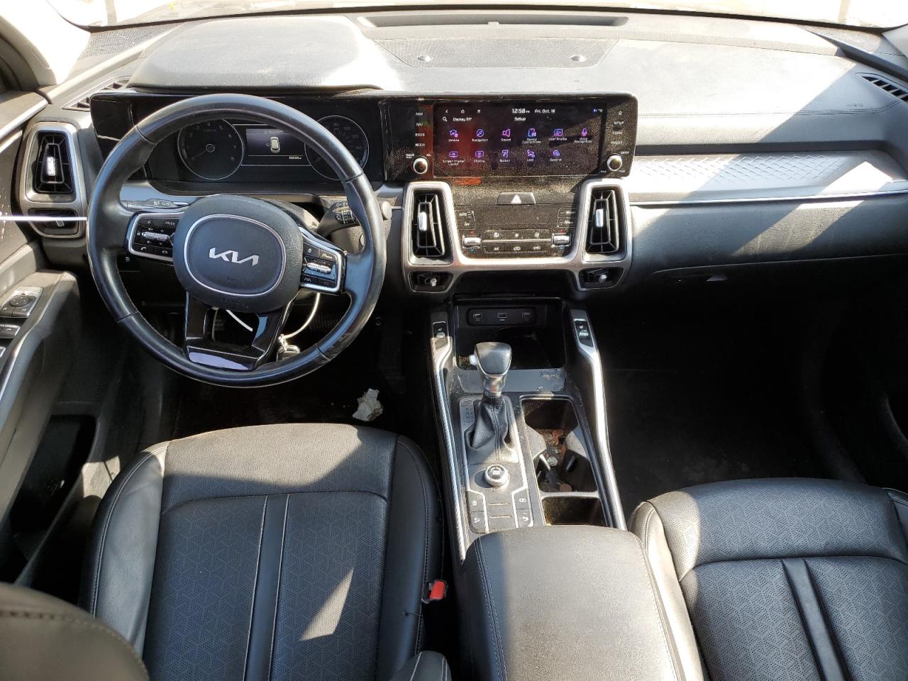 2022 Kia Sorento - Image 8