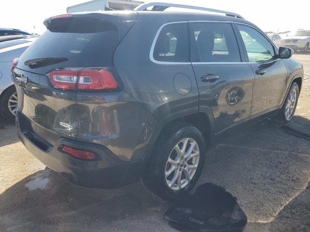2017 Jeep Grand Cherokee - Image 3
