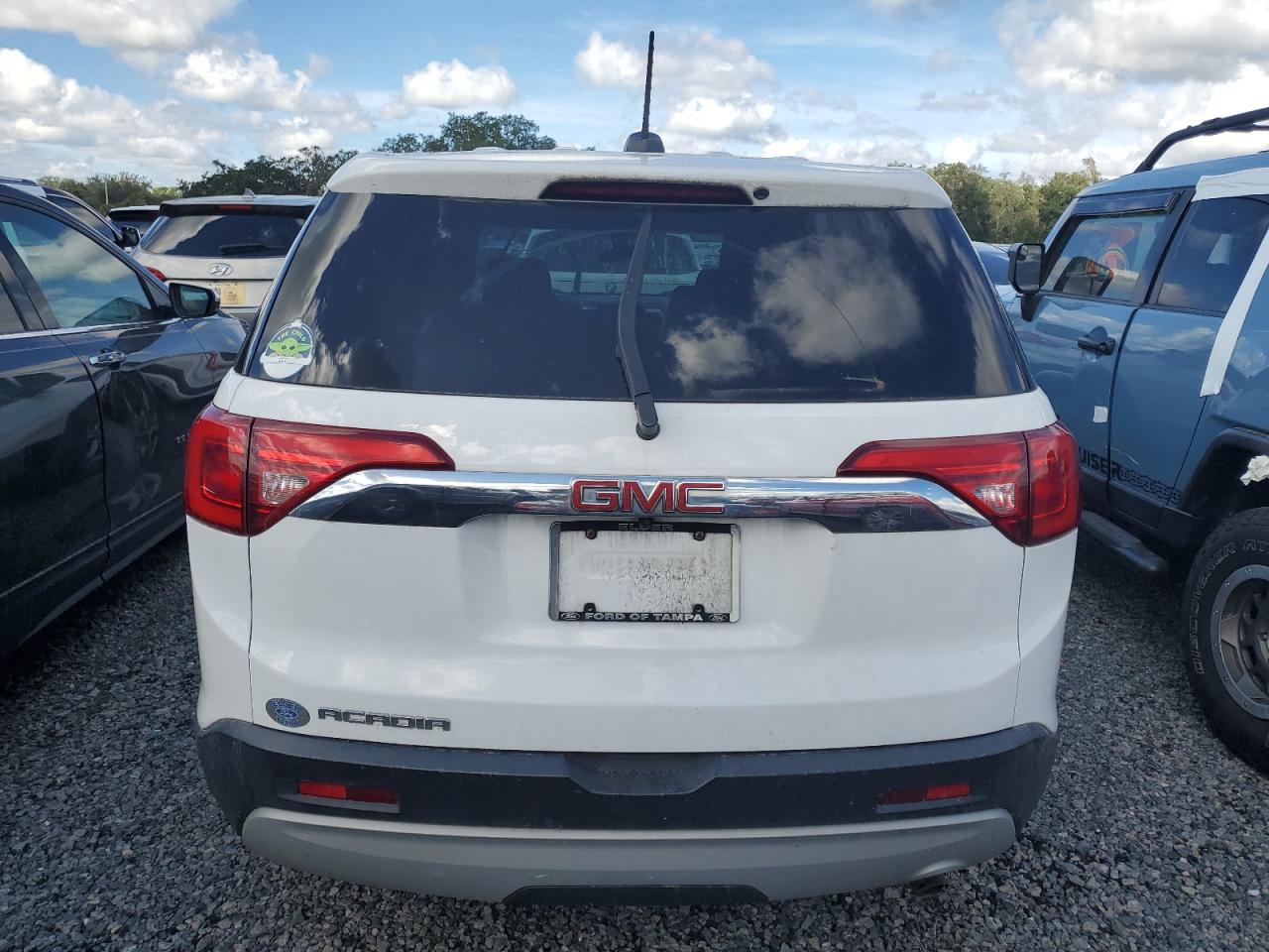 1GKKNKLA0JZ182200 2018 GMC Acadia Sle