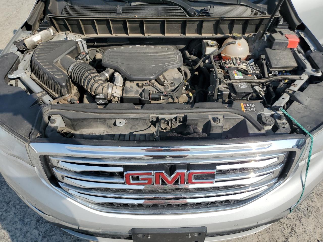 1GKKNNLS1HZ299692 2017 GMC Acadia Slt-2