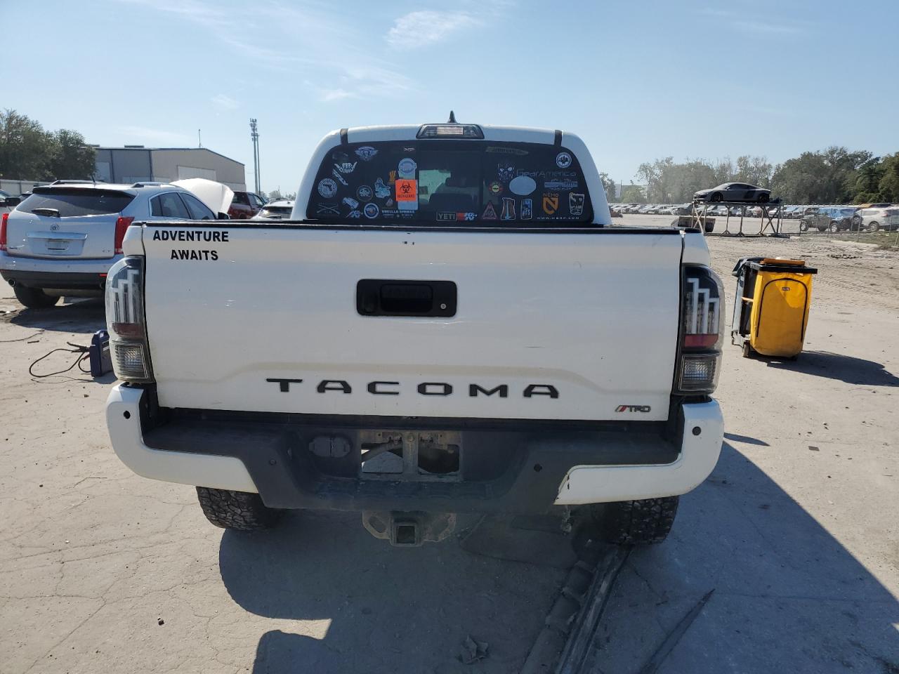 5TFCZ5AN8JX157987 2018 Toyota Tacoma Double Cab