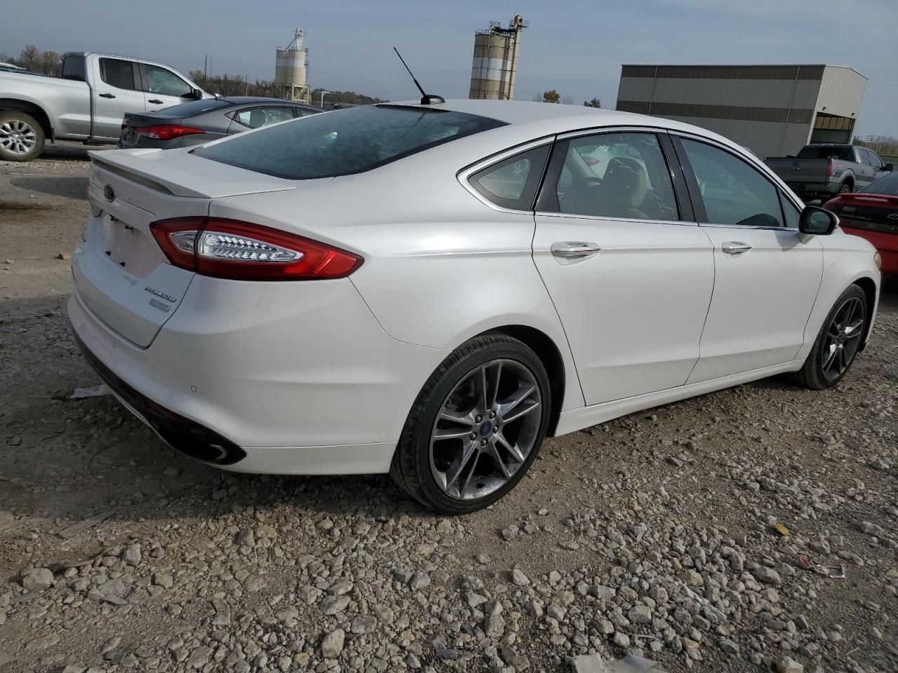 2016 Ford Fusion - Image 3