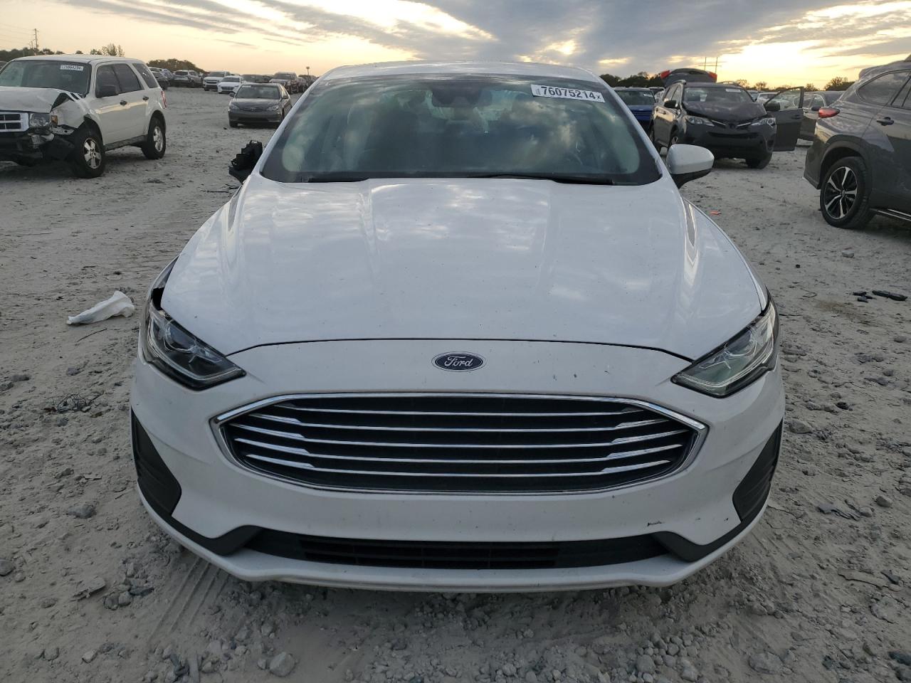 2020 Ford Fusion - Image 5