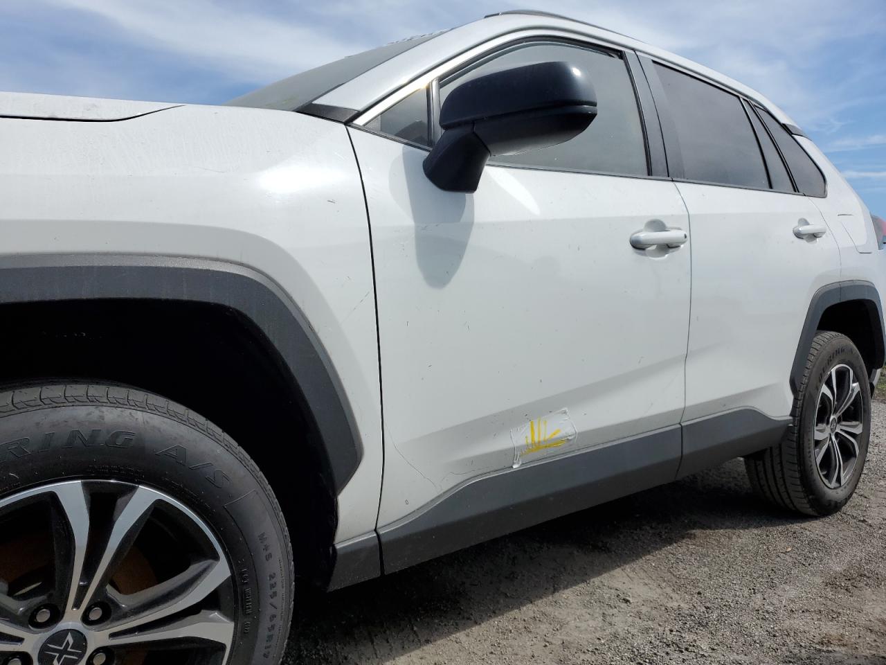 2019 Toyota RAV 4 - Image 13