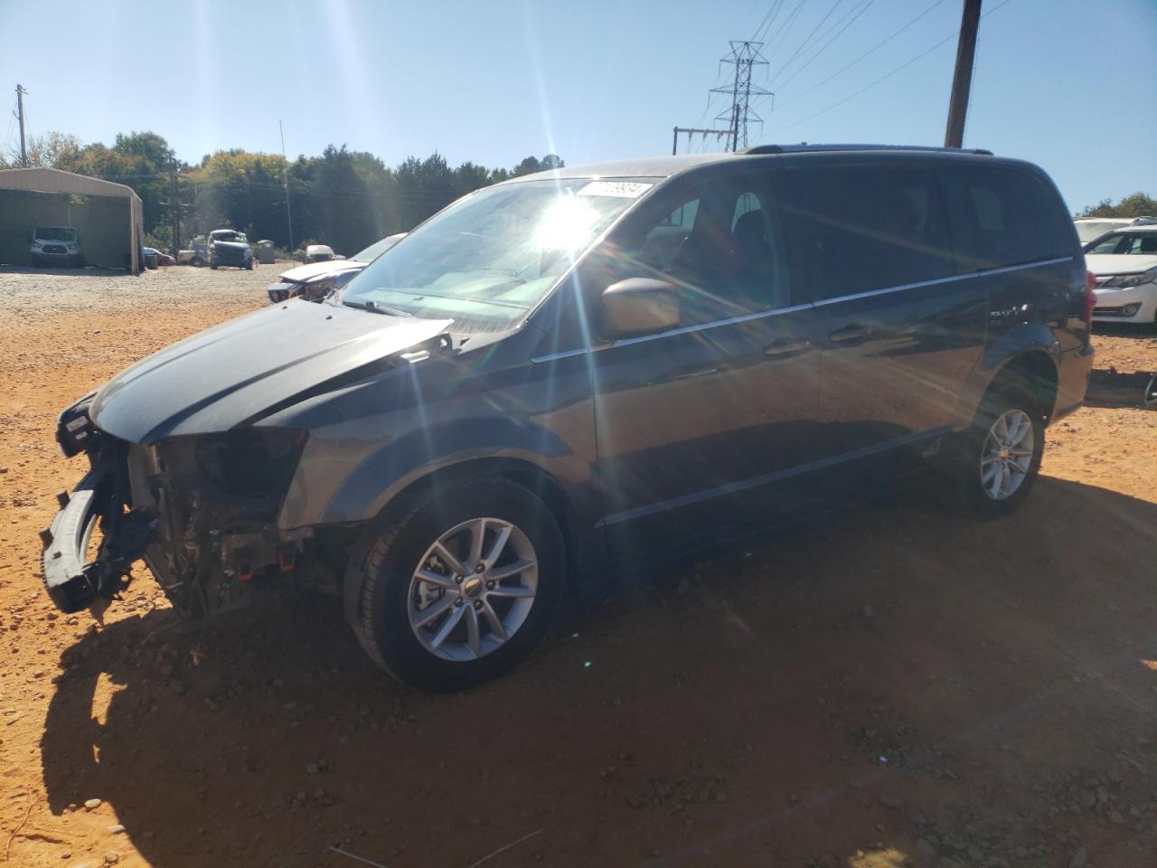 2019 Dodge Caravan - Image 1