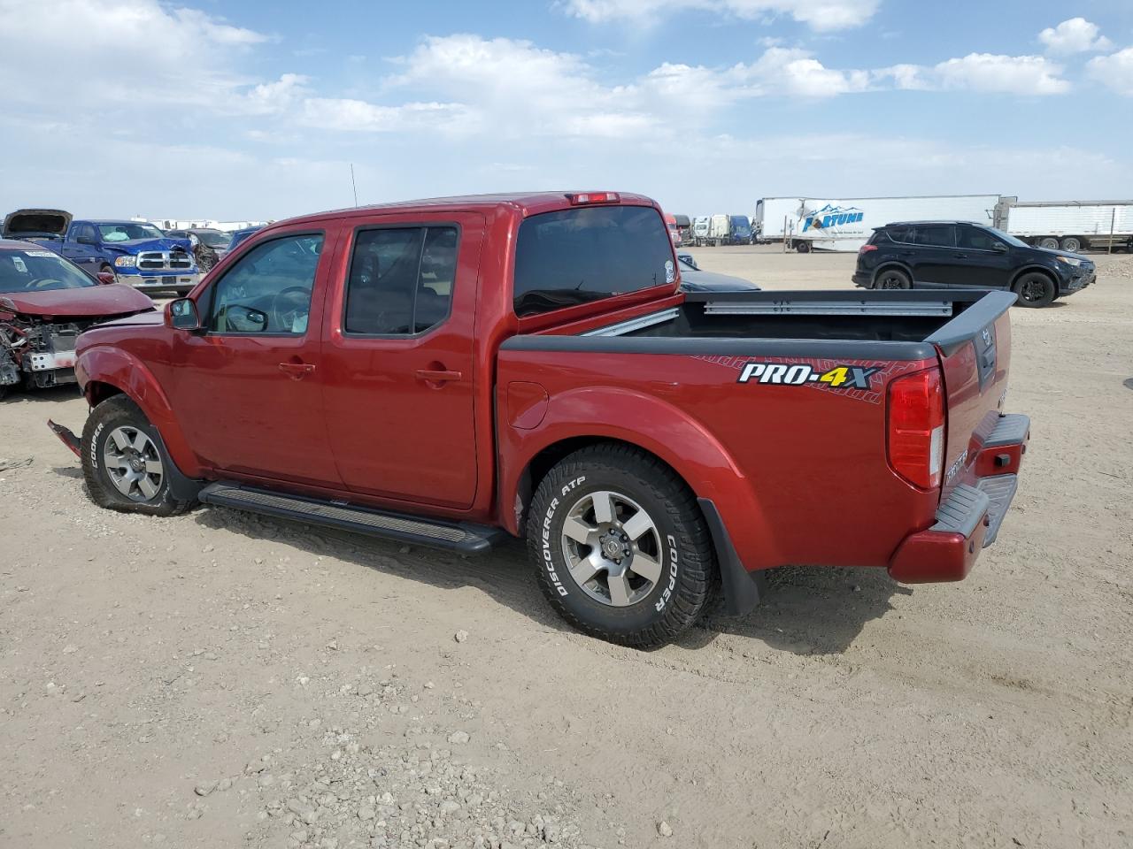 2013 Nissan Navara (Frontier) - Image 2