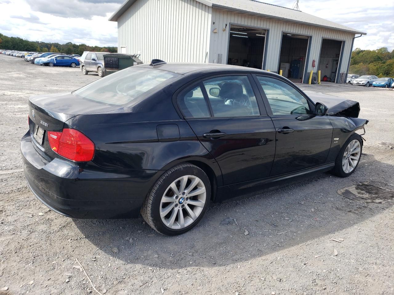 2011 BMW 3er - Image 3