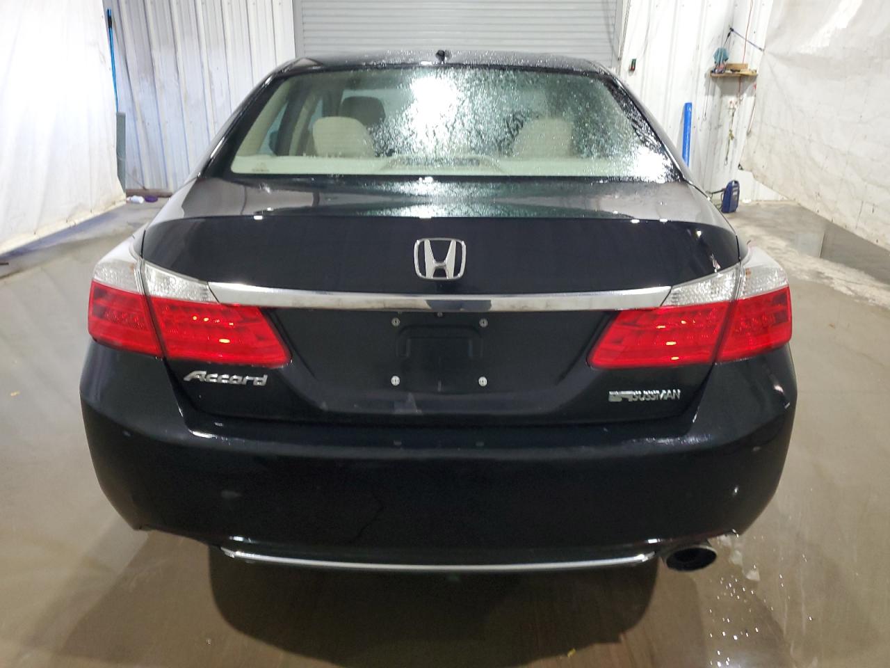 2015 Honda Accord Exl VIN: 1HGCR2F86FA117517 Lot: 77996844