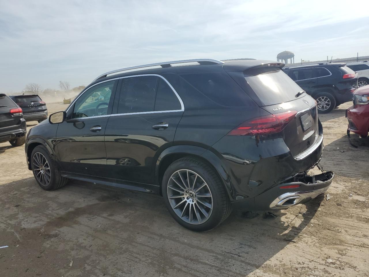 2024 Mercedes-Benz GLE - Image 2