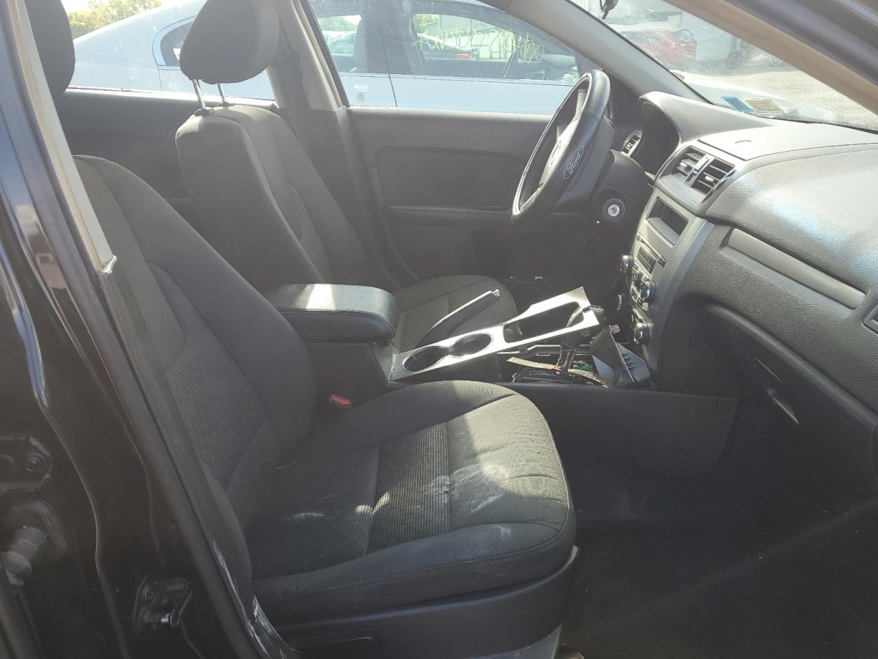 2011 Ford Fusion Se VIN: 3FAHP0HA0BR232084 Lot: 74806984