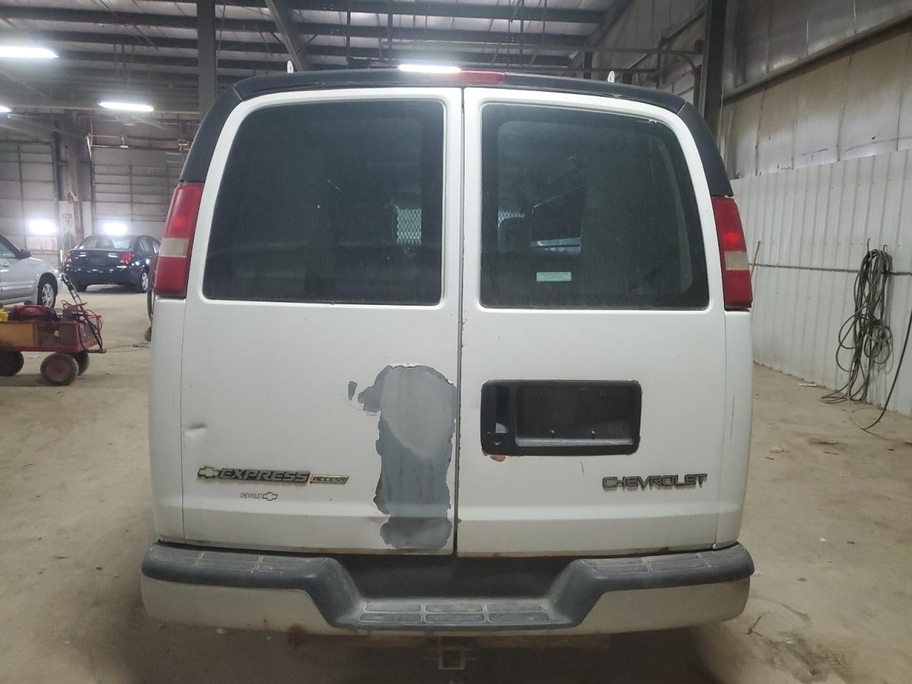 1GCFG15T141133915 2004 Chevrolet Express G1500