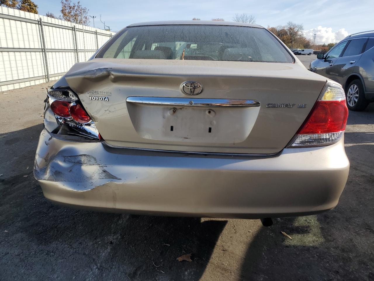 2005 Toyota Camry Le VIN: 4T1BE32K85U037805 Lot: 77936364