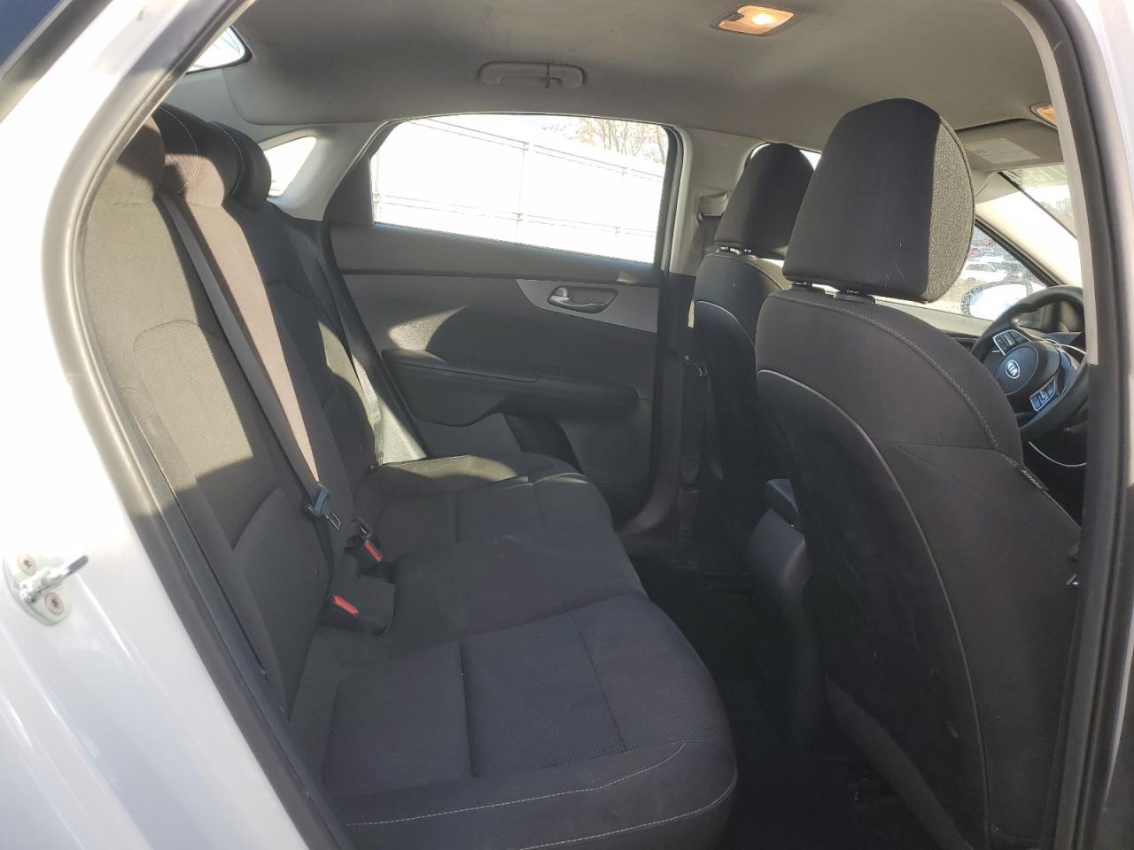 2021 Kia Forte - Image 10