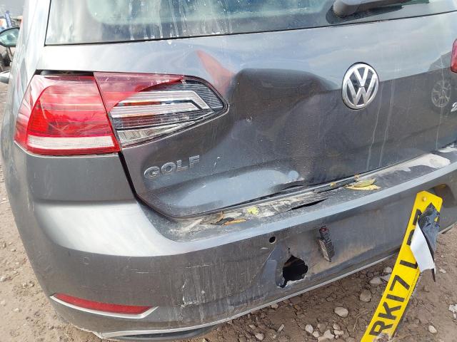 2017 VOLKSWAGEN GOLF SE NA