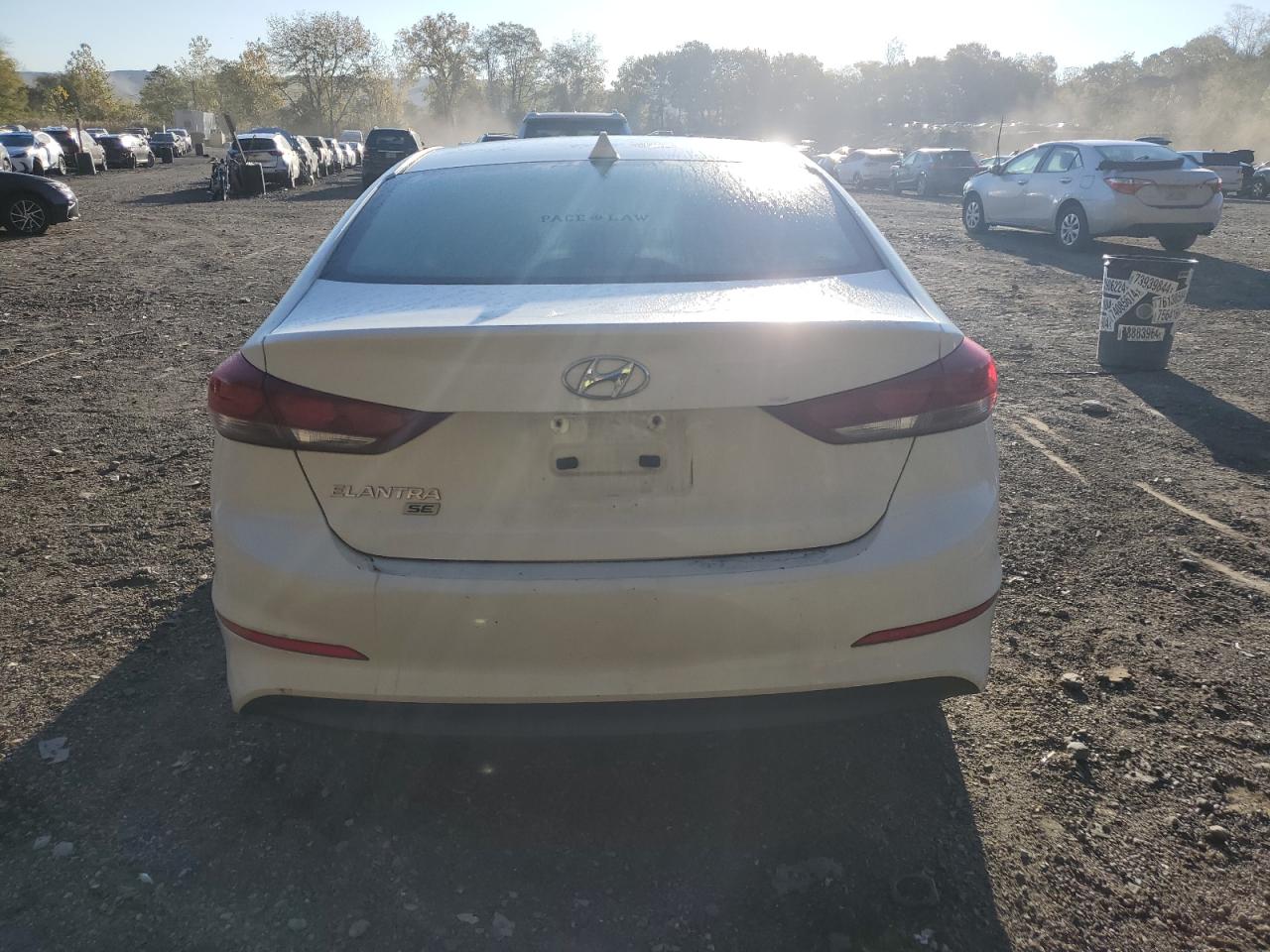 5NPD74LF6HH156191 2017 Hyundai Elantra Se