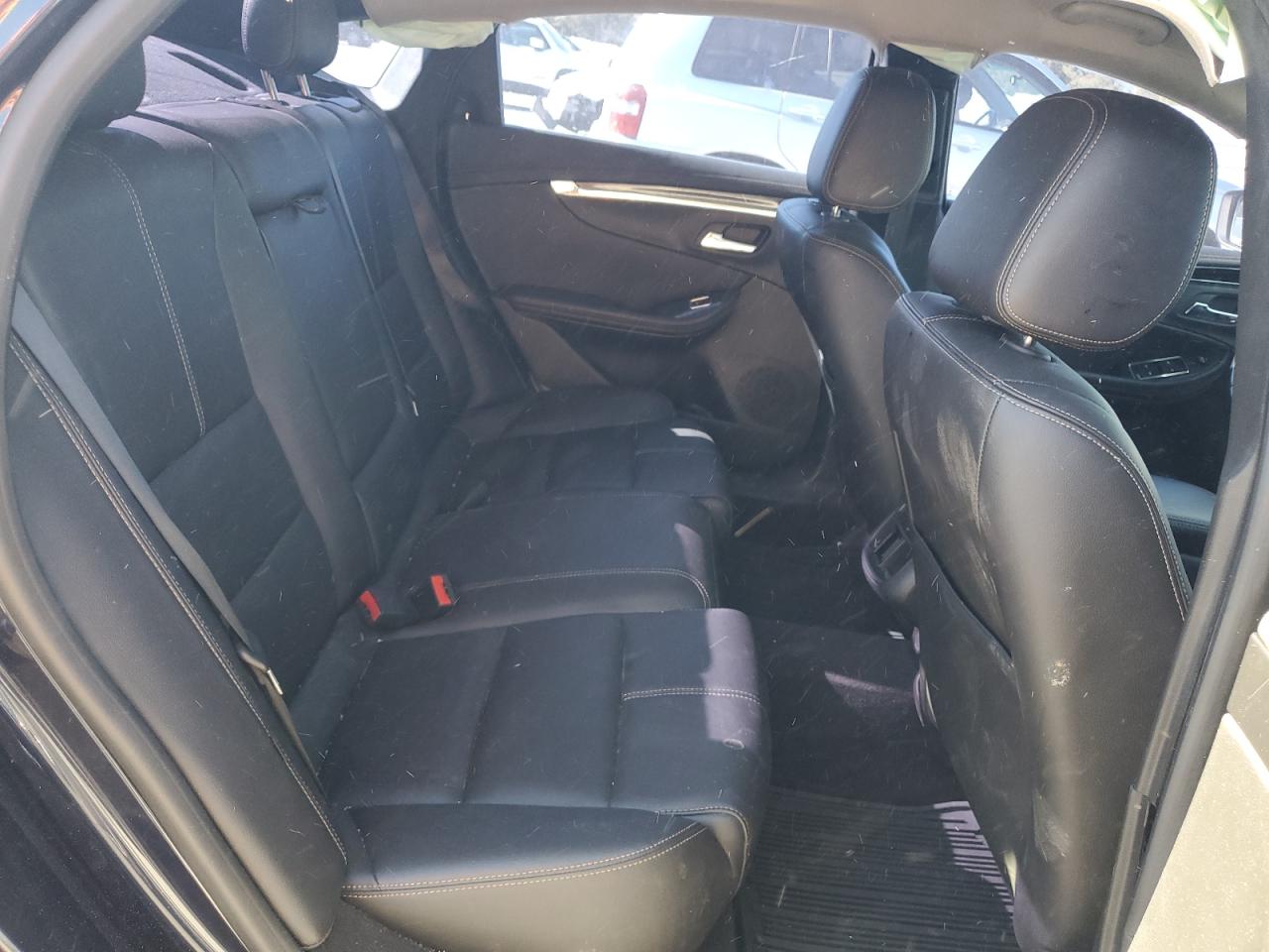 2018 Chevrolet Impala - Image 10