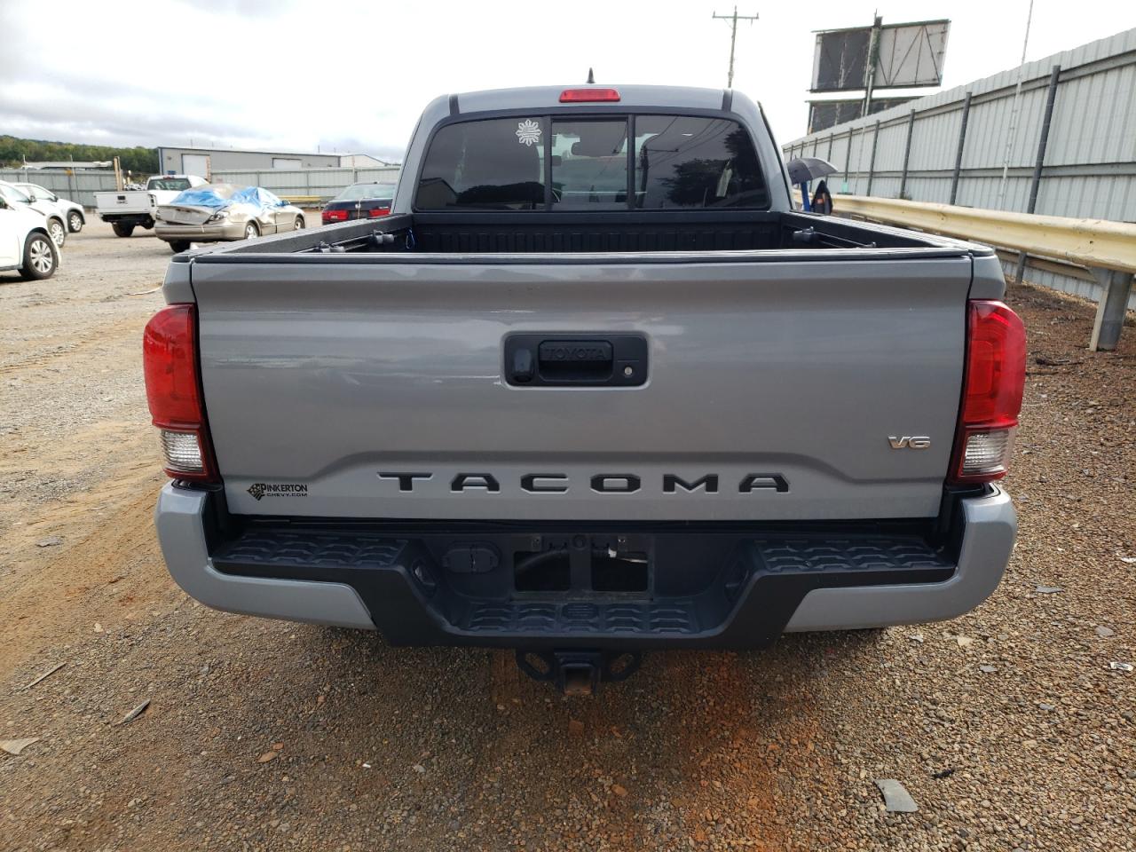 5TFSZ5AN0JX164735 2018 Toyota Tacoma Access Cab