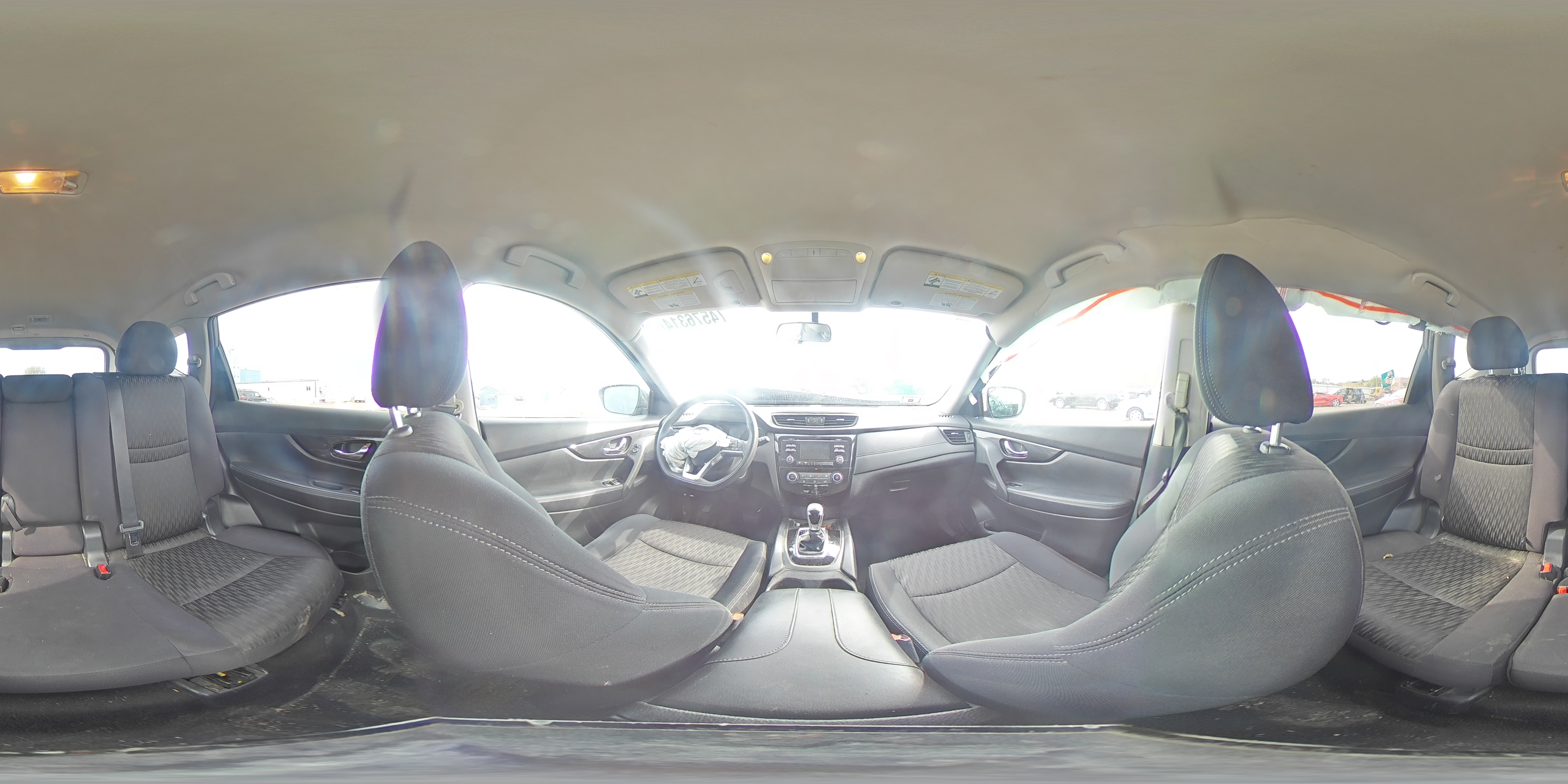 2017 Nissan Rogue - Image 13