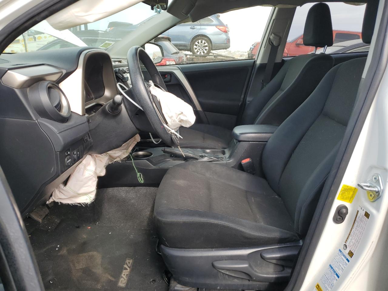 2014 Toyota RAV 4 - Image 7