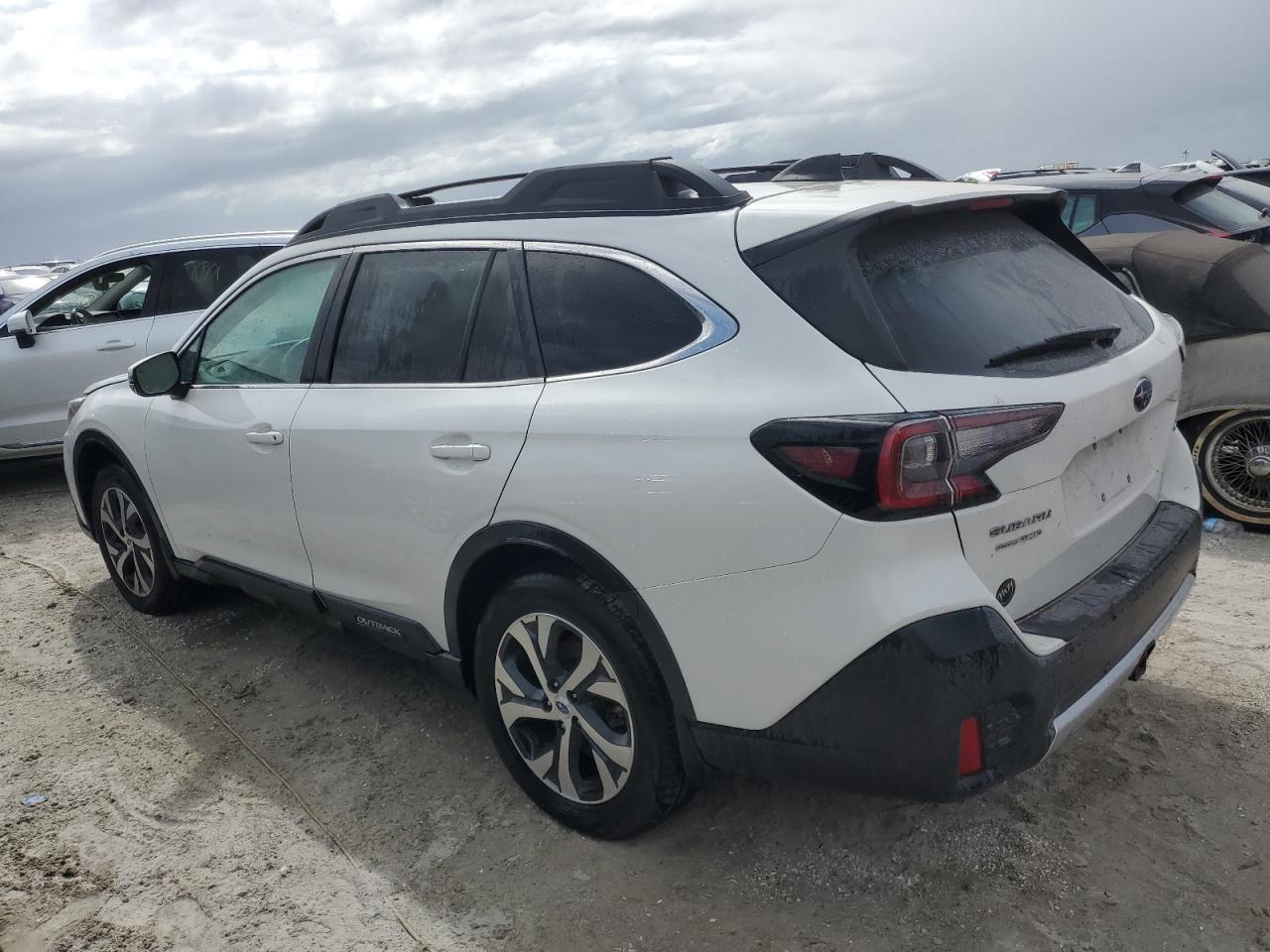2020 Subaru Outback - Image 2
