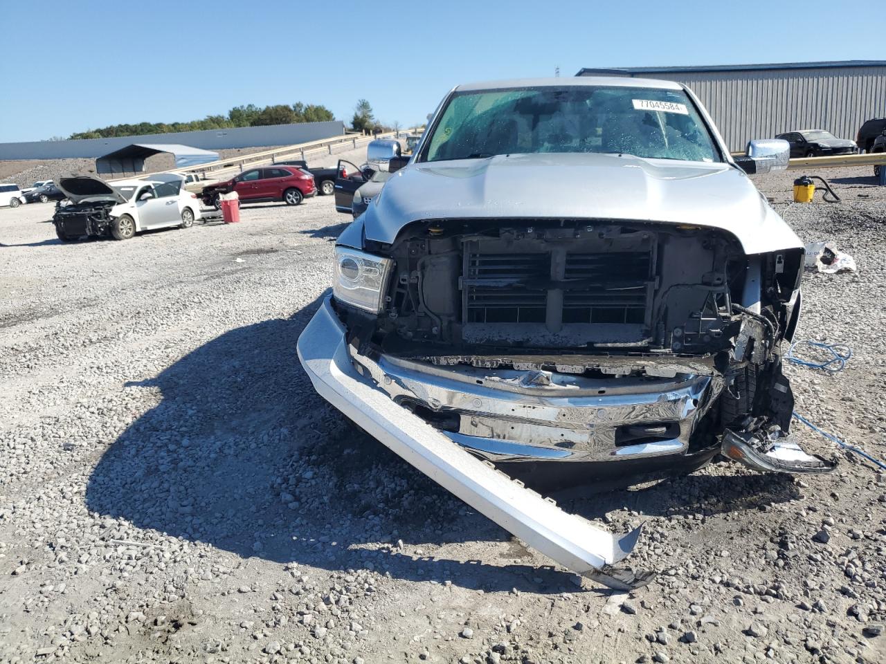 2016 RAM 1500 - Image 5