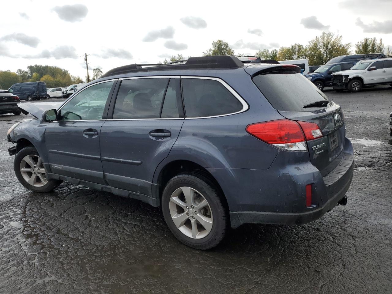 2014 Subaru Outback - Image 2