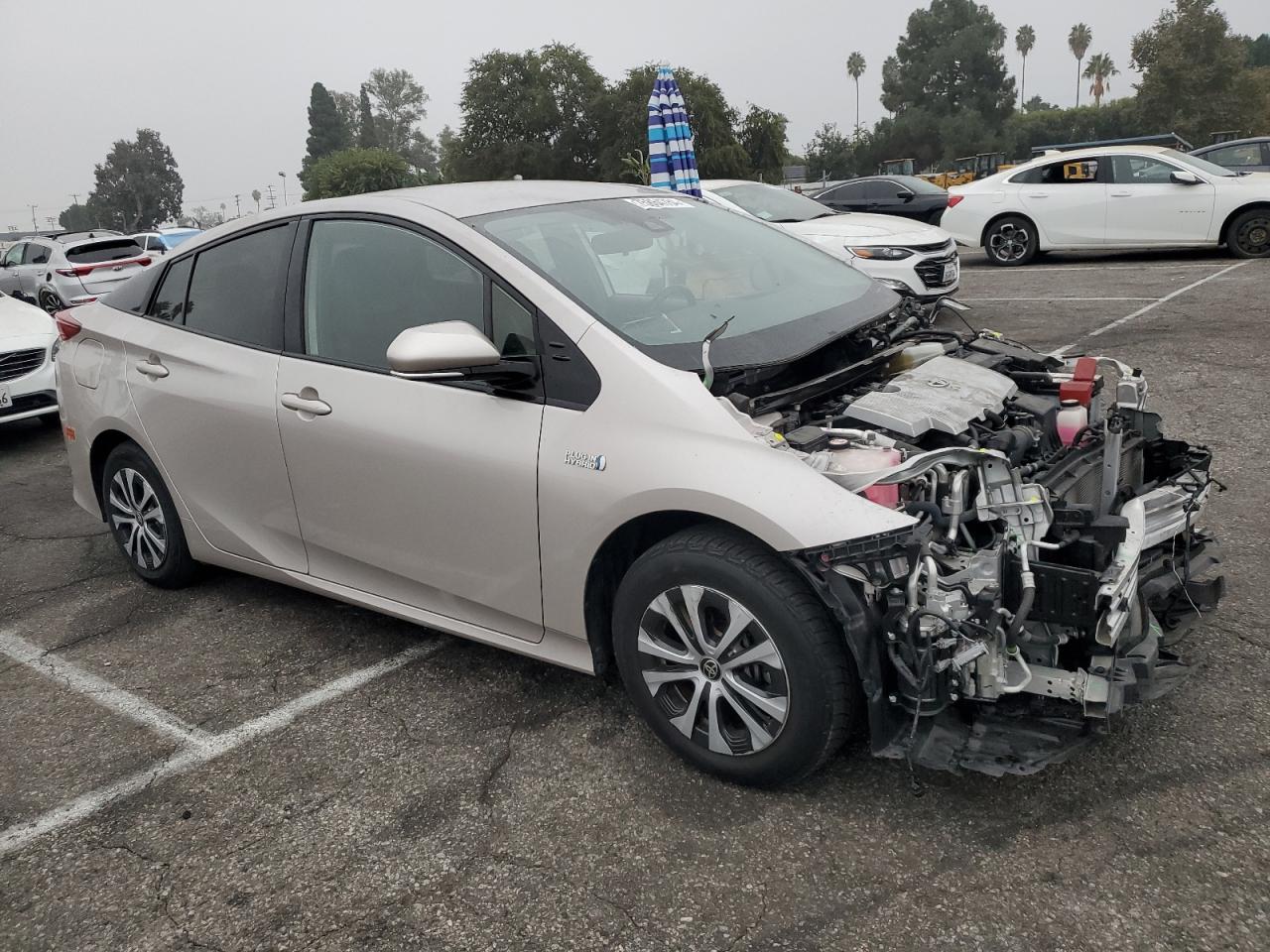 JTDKARFP3L3148984 2020 Toyota Prius Prime Le