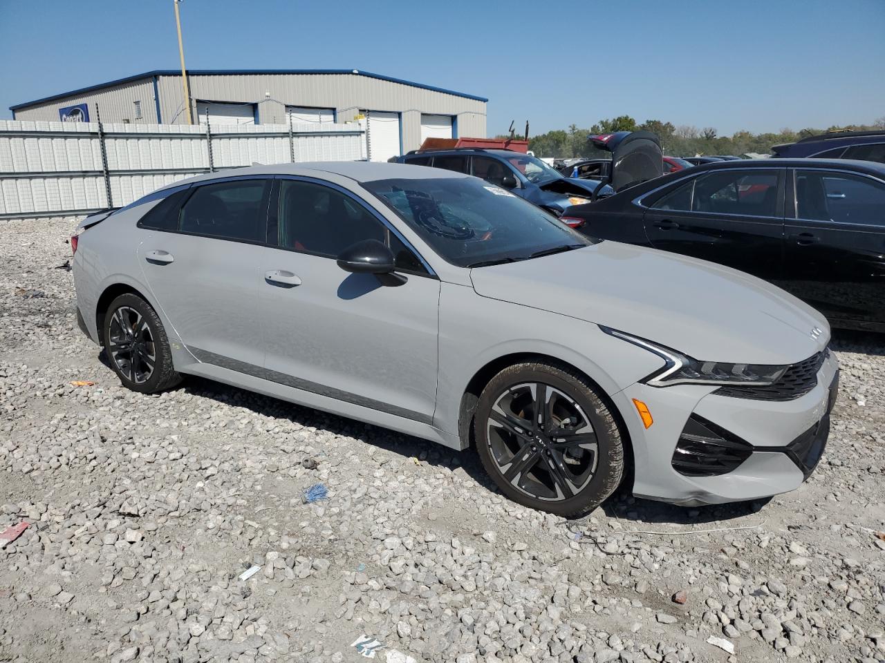 2023 Kia K5 - Image 4