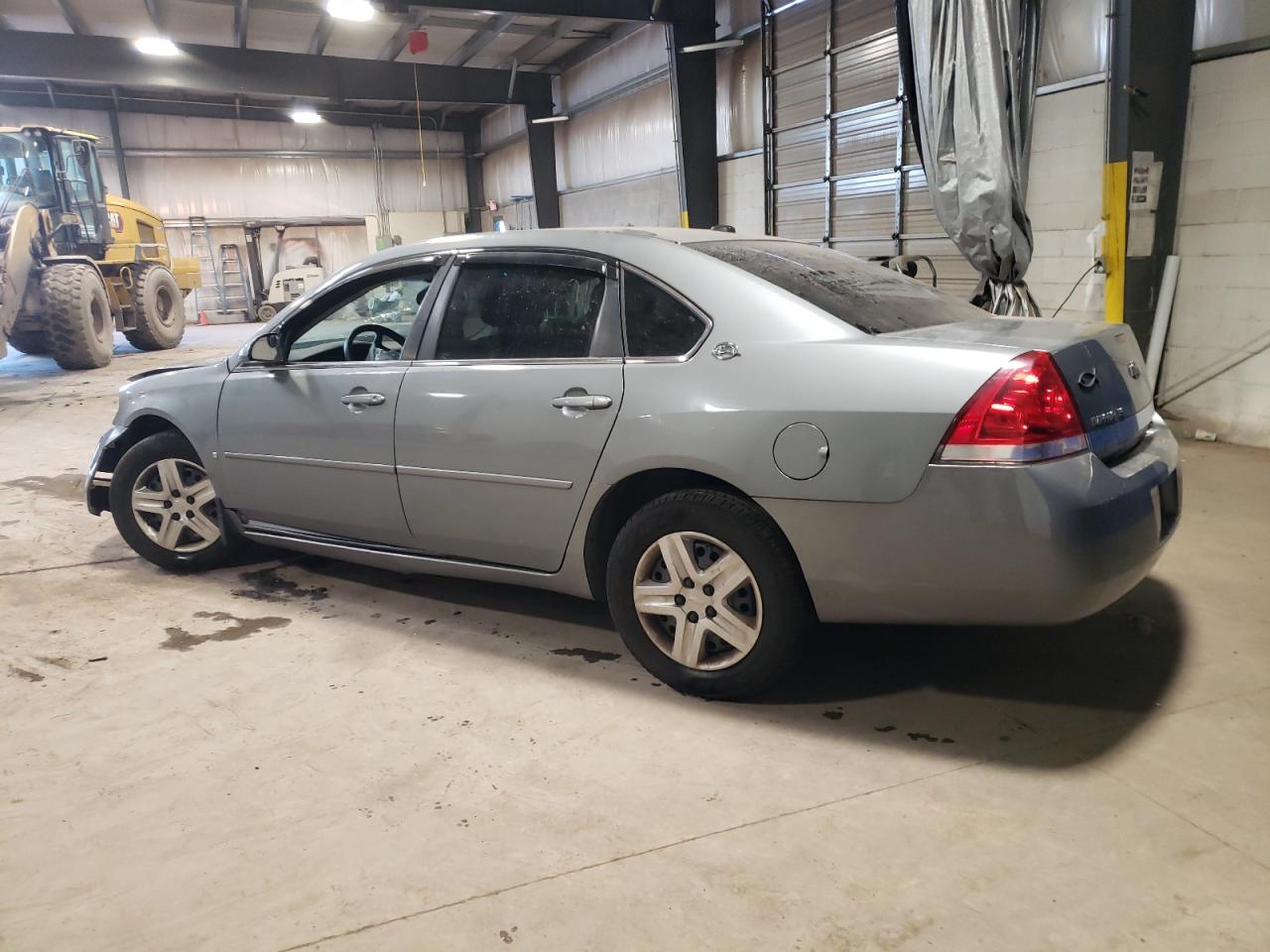 2007 Chevrolet Impala - Image 2