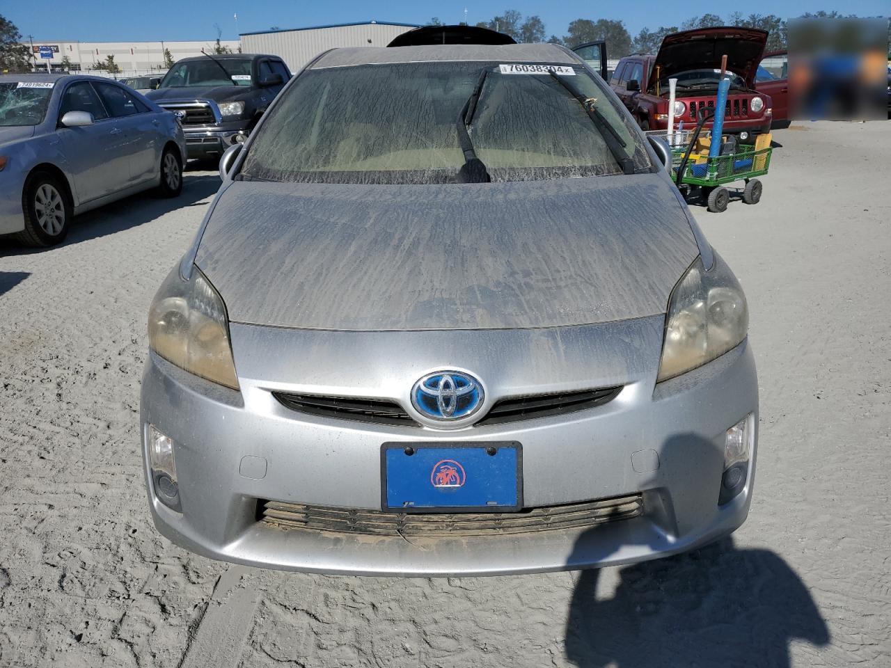 2011 Toyota Prius - Image 5