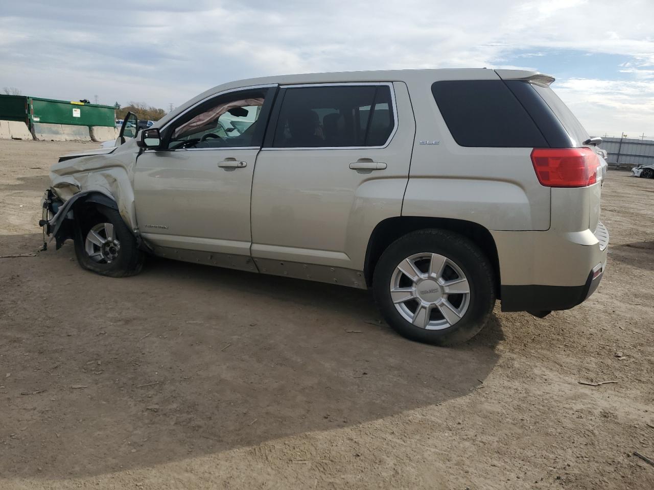 2013 GMC Terrain - Image 2