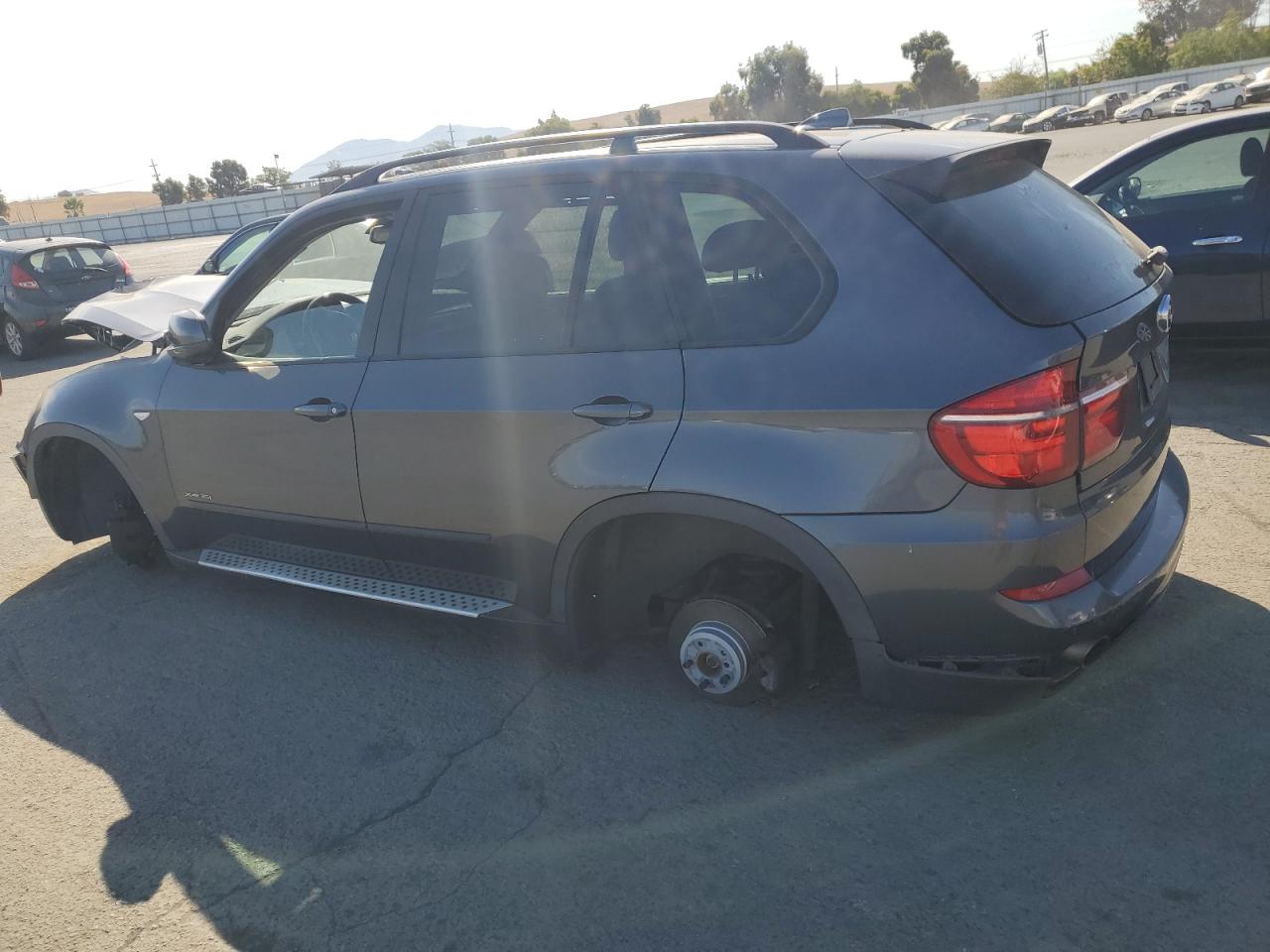 2011 BMW X5 - Image 2