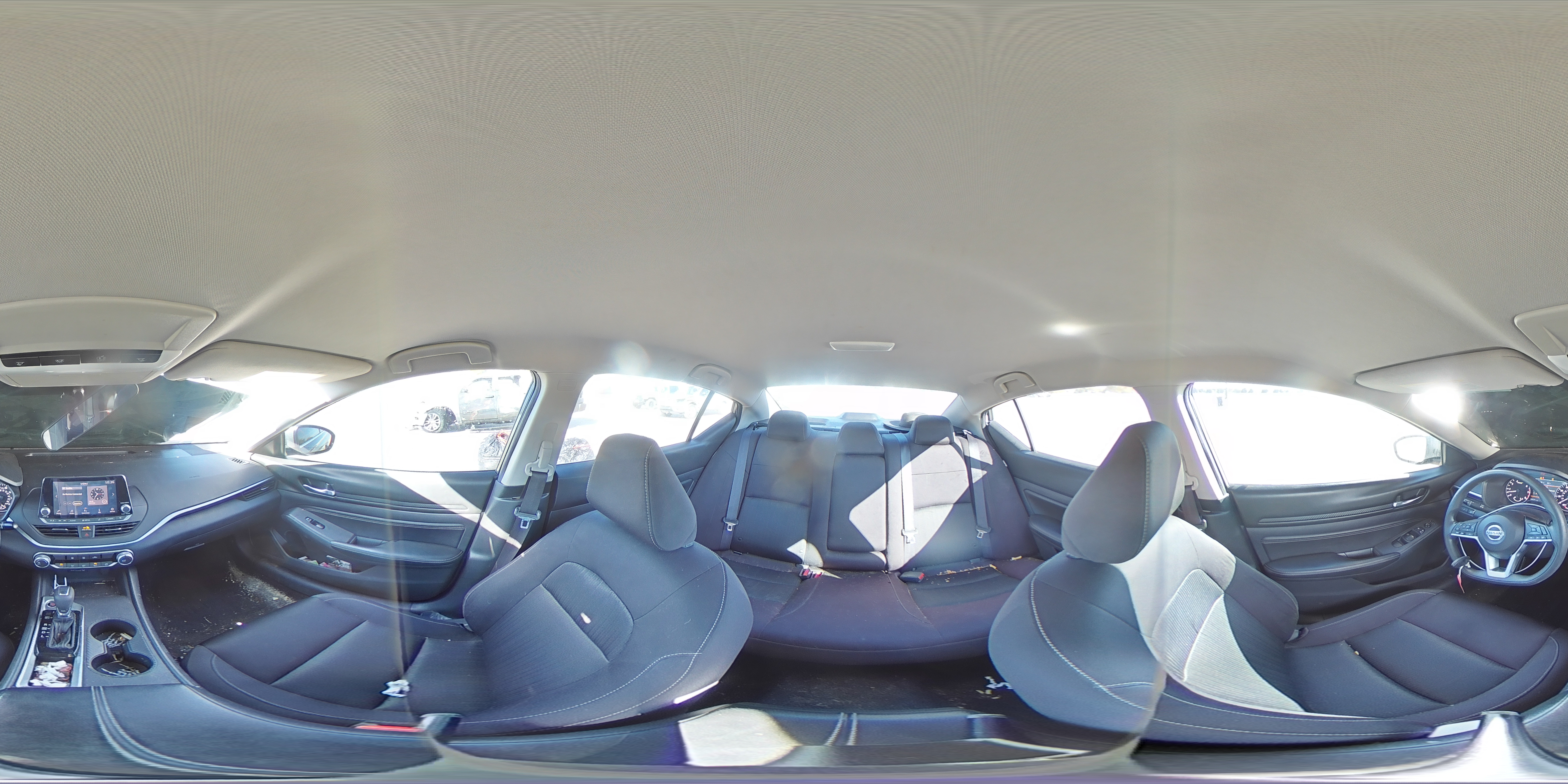2020 Nissan Altima - Image 12