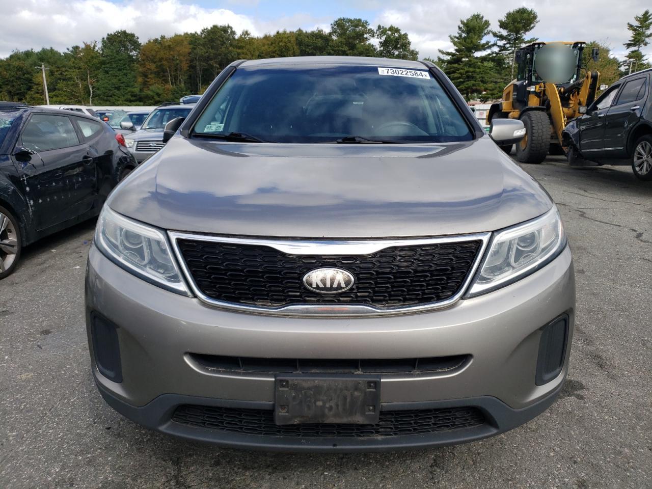 2014 Kia Sorento - Image 5