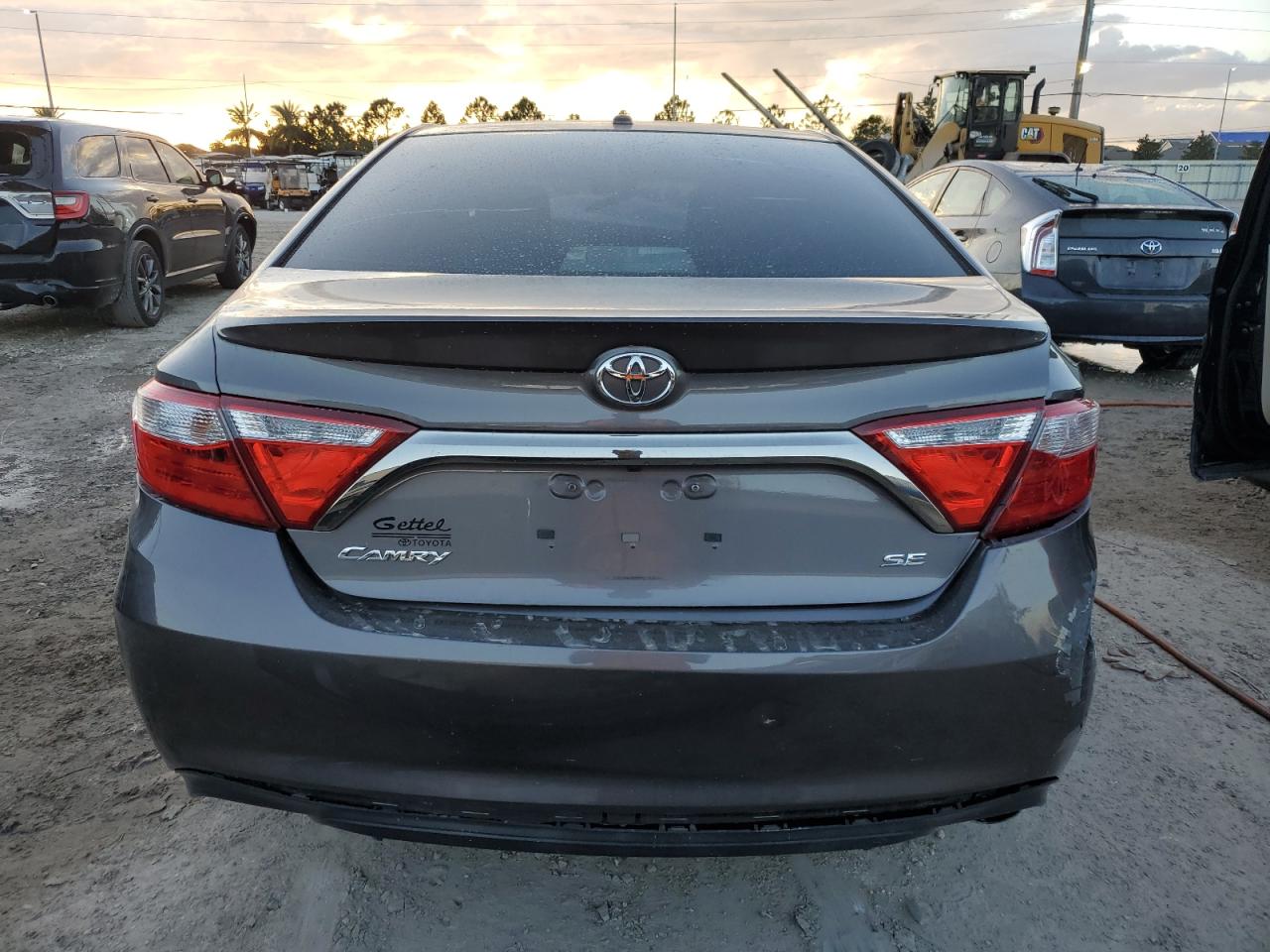 2015 Toyota Camry Le VIN: 4T1BF1FK0FU058015 Lot: 76915664