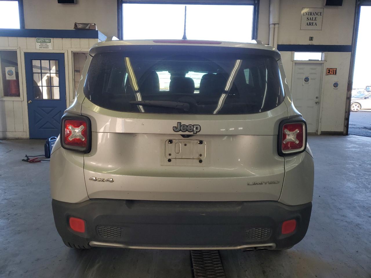 VIN ZACCJBDB0HPF40617 2017 JEEP RENEGADE no.6