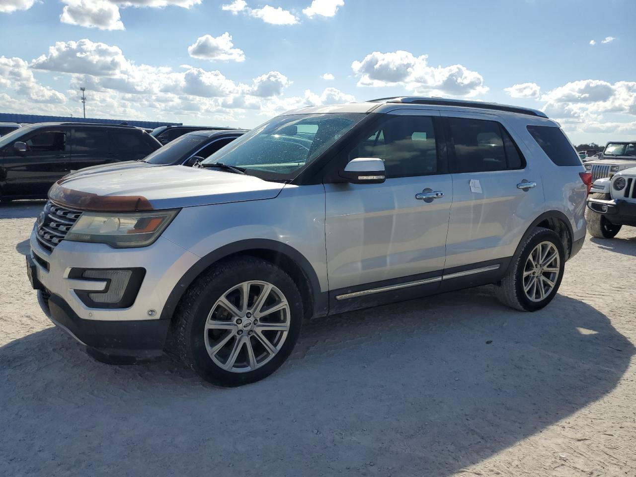 2016 Ford Explorer - Image 1