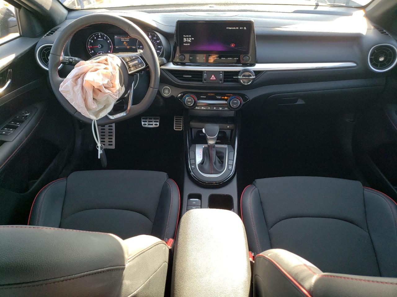 2024 Kia Forte - Image 8