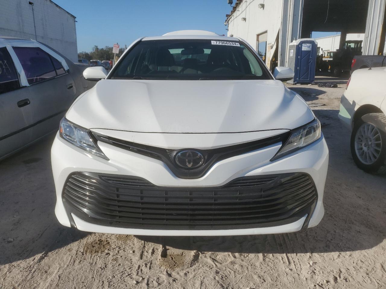 2018 Toyota Camry L VIN: 4T1B11HK3JU056392 Lot: 77966534