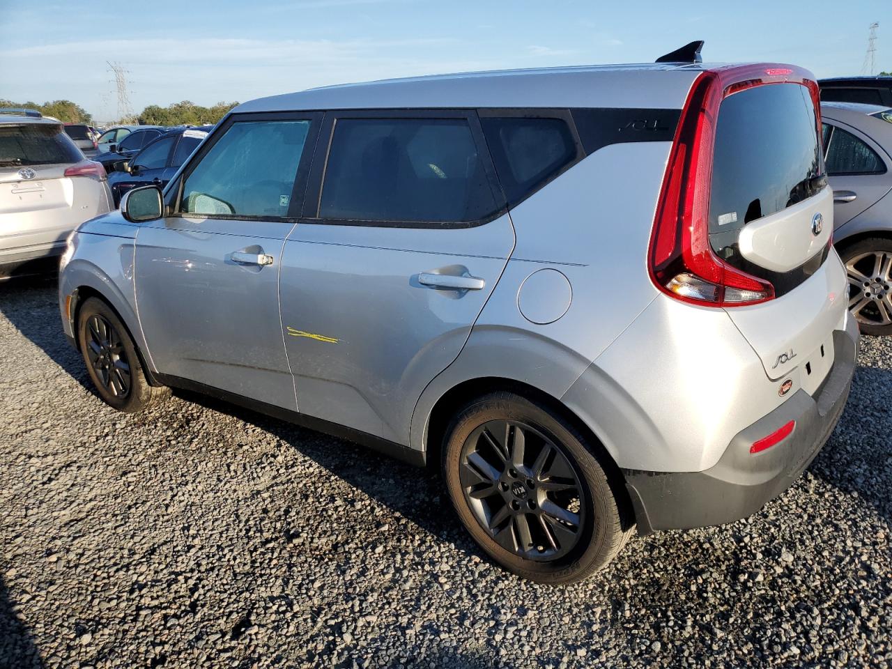 2021 Kia Soul - Image 2
